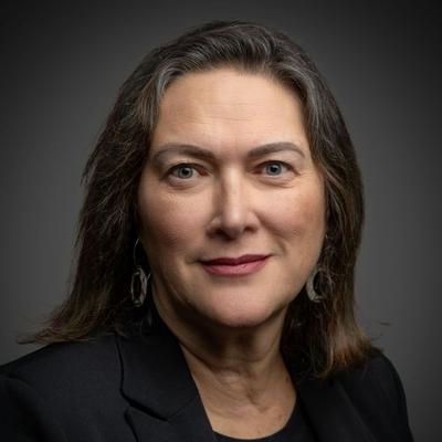 ICPA2025 - PID050 - Gloria Hache_600x600.jpg