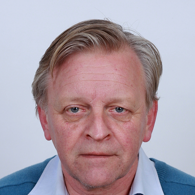 Dr. Peter Nelissen