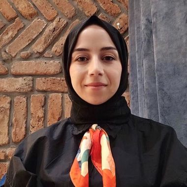 Öznur Yildiz