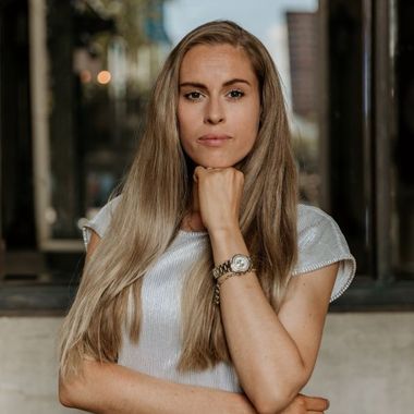 Annelyn Smit