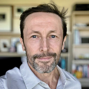 Professor Stuart Kinner