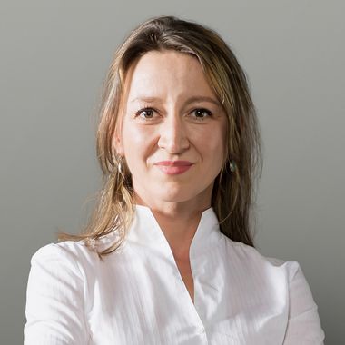 Dr Ramona Apostol