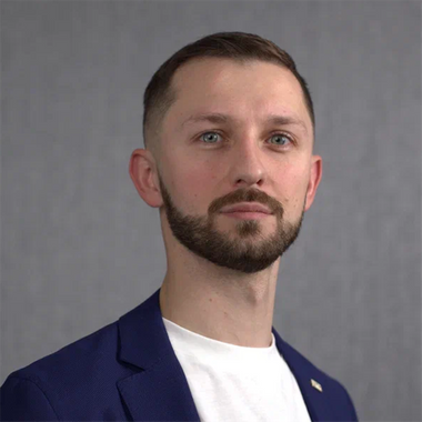 Dr Denis Yukhnenko MSc DPhil
